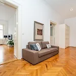 Spacious Two-Bedroom Apartment In Old Town