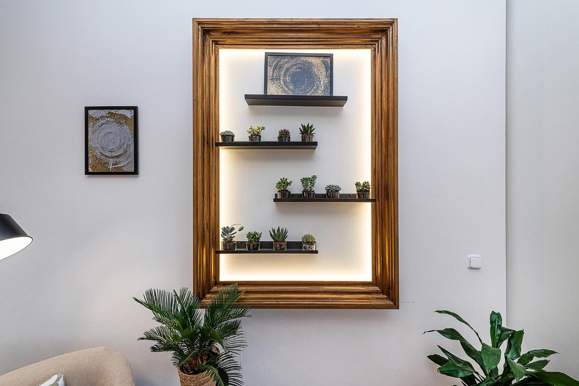 Appartamento Spacious Two-bedroom In Old Town *