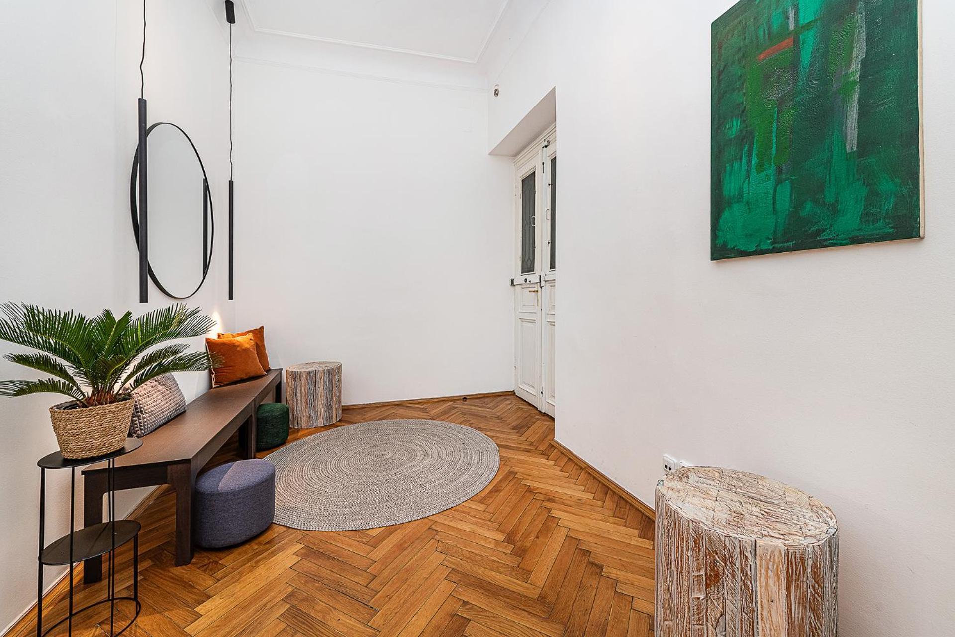 Spacious Two-bedroom In Old Town Appartamento Praga