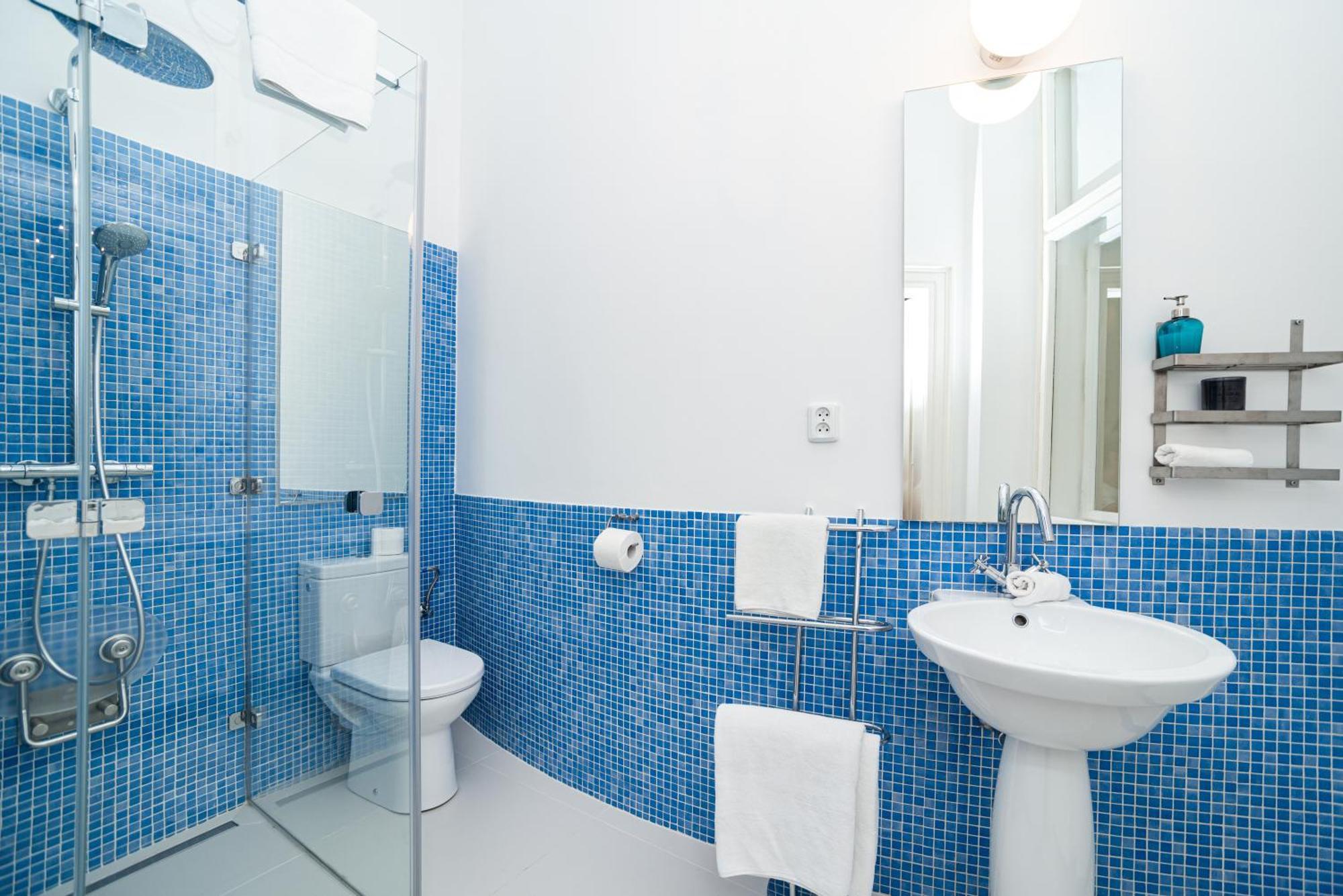 Spacious Two-bedroom In Old Town Appartamento *