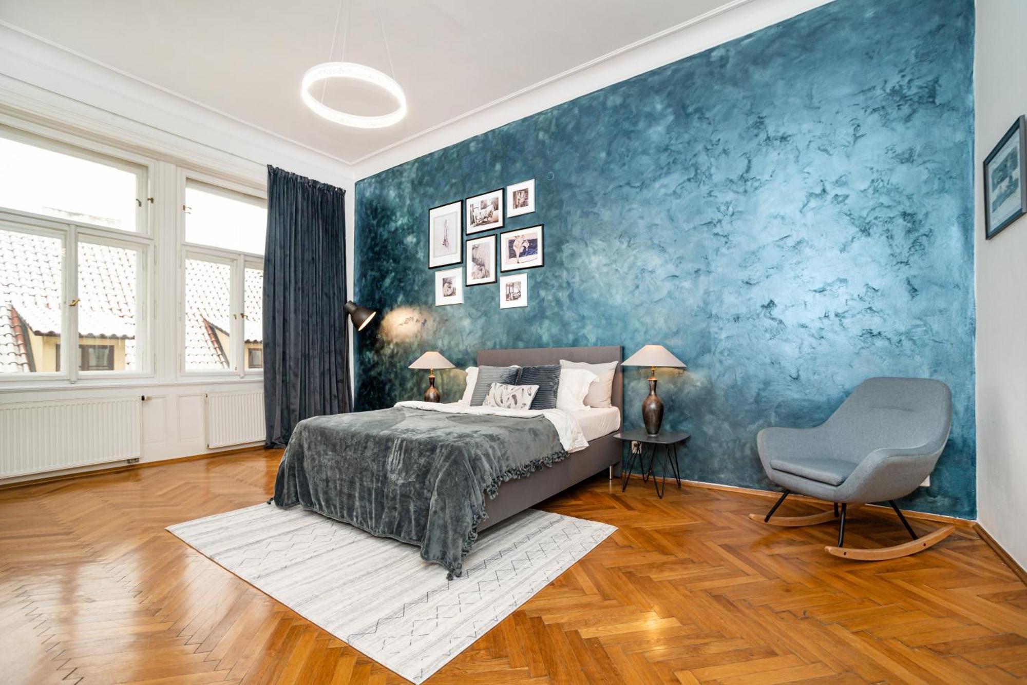 Appartamento Spacious Two-bedroom In Old Town Praga