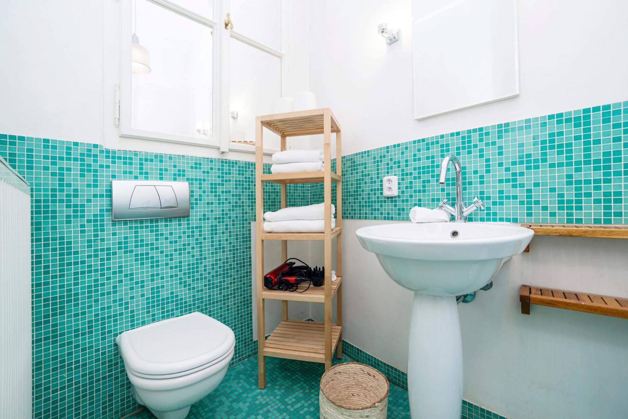 Appartamento Spacious Two-bedroom In Old Town Praga